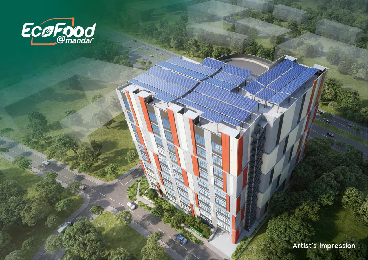 Building with solar roof